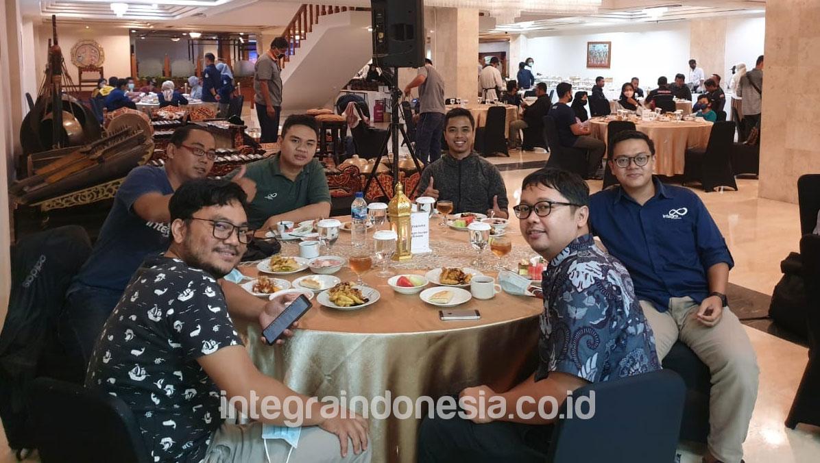 Buka Puasa Bersama Integra Indonesia