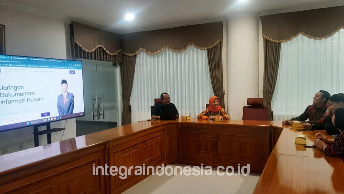 Progres Report Sistem Informasi Jaringan Dokumentasi Informasi Hukum DPRD Kabupaten Sleman