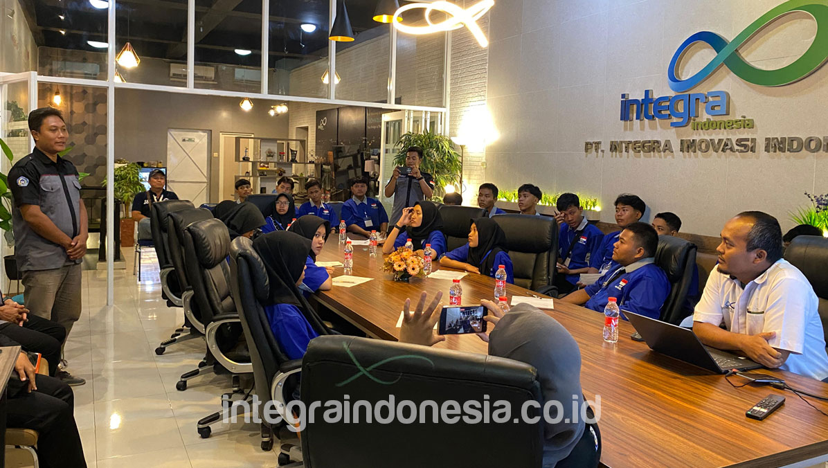 Kunjungan Industri SMK Negeri Palang Tuban ke PT Integra Inovasi Indonesia