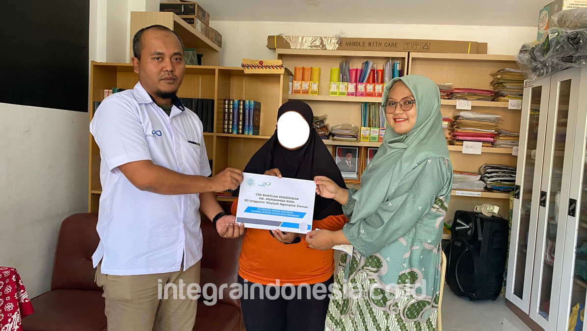 PT Integra Inovasi Indonesia Salurkan Bantuan CSR untuk Siswa SD Unggulan ‘Aisyiyah Ngemplak
