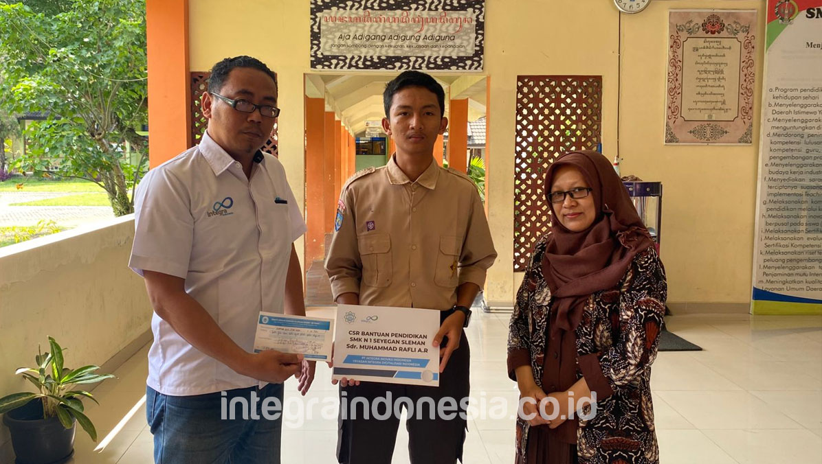 Integra Salurkan Bantuan Pendidikan untuk Siswa SMK Negeri 1 Seyegan Sleman